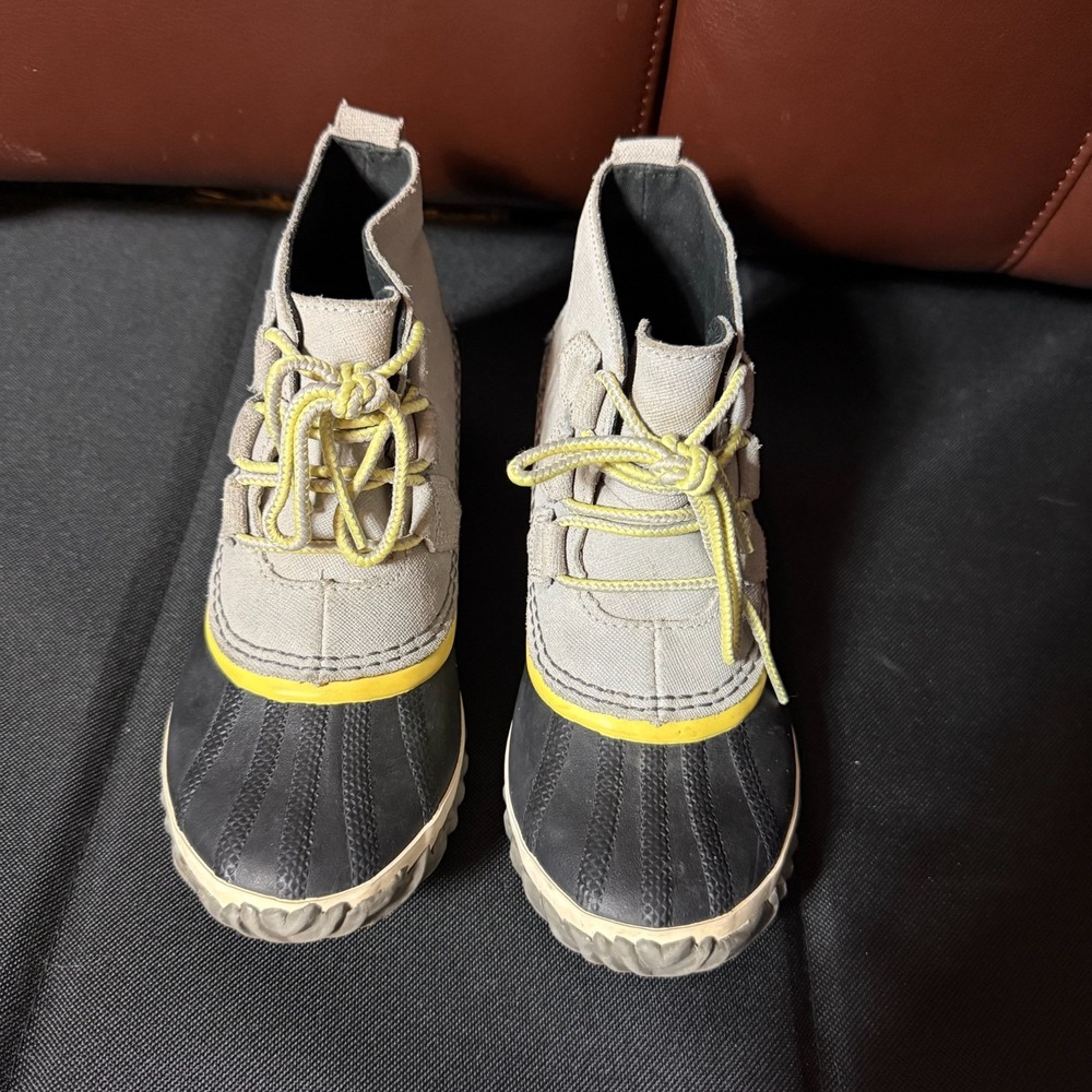 Sorel NL2339-081 Womens Waterproof Duck Boots Gray Yellow Lace Up Size 5 - Picture 1 of 12